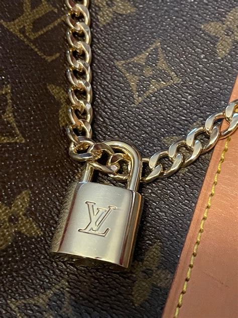 louis vuitton chain padlock|louis vuitton lock 3220.